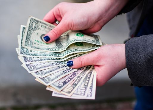 Apartment Scam Asking For Deposit Before Viewing