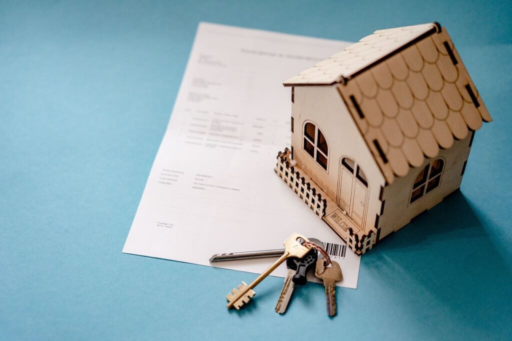 Which Companies Offer Comprehensive Renter's Insurance Policies?
